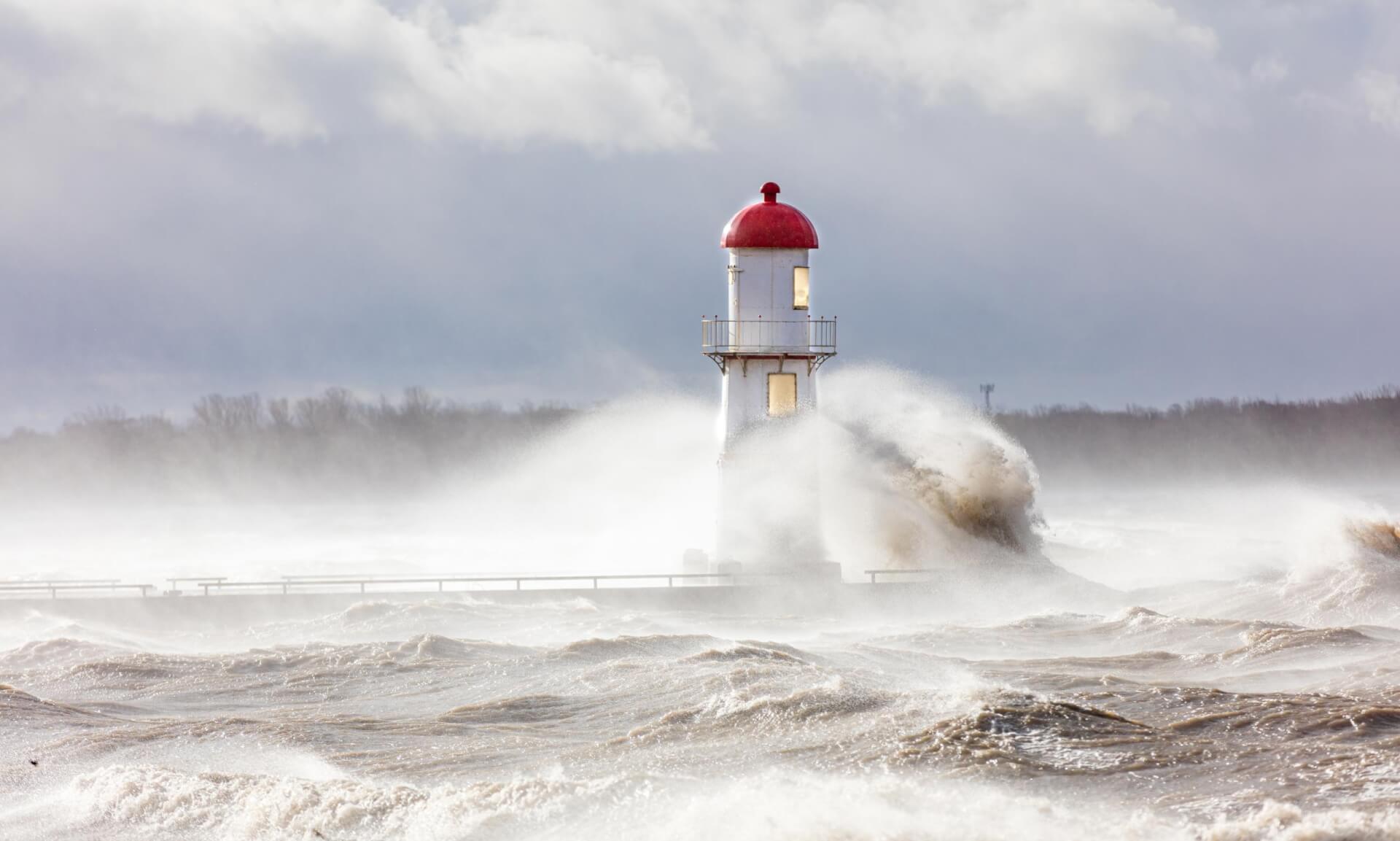 Lachine lighthouse being battered by a storm